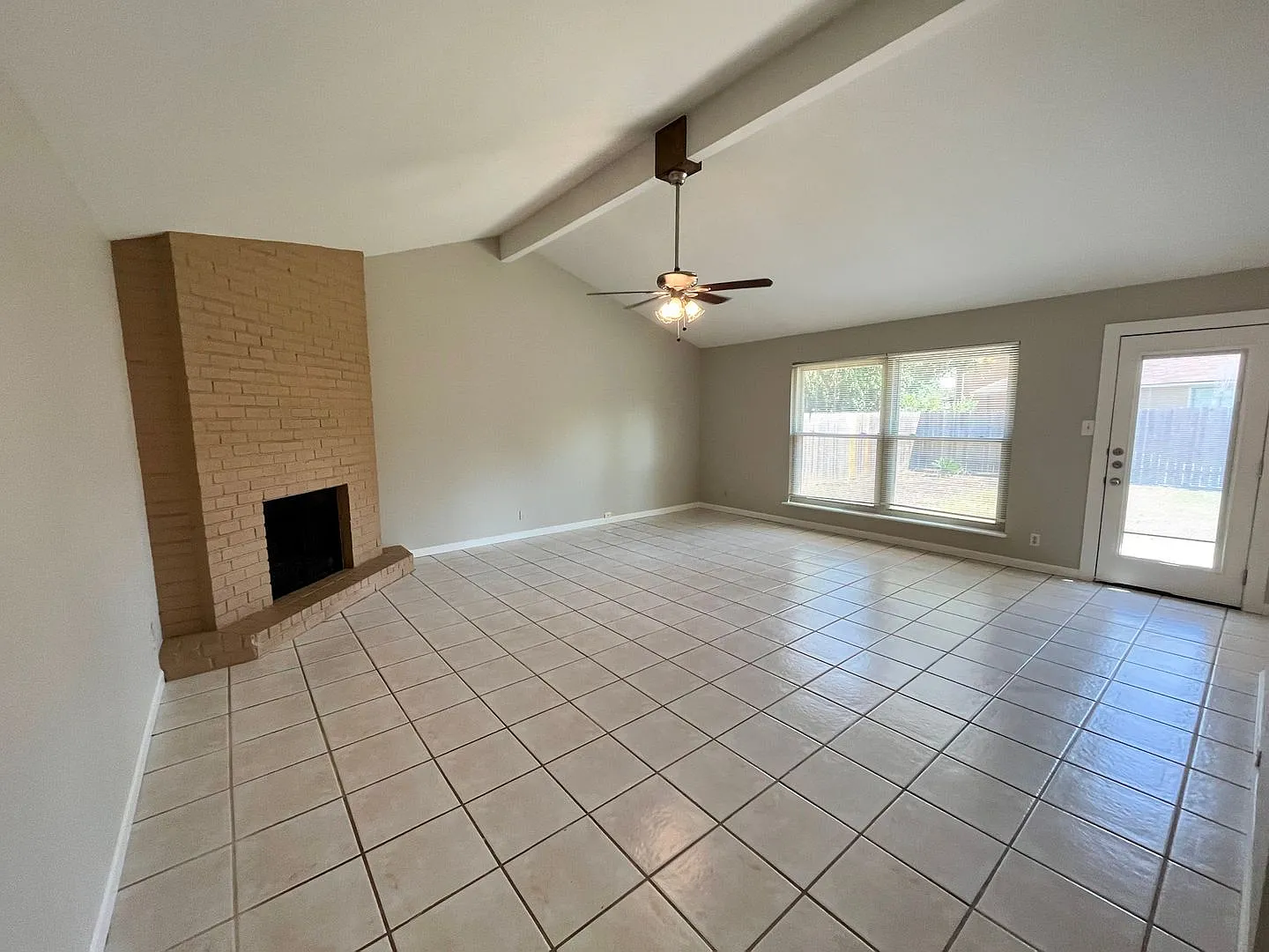 North Austin Home - Great Area and Ready NOW! — Photo 3