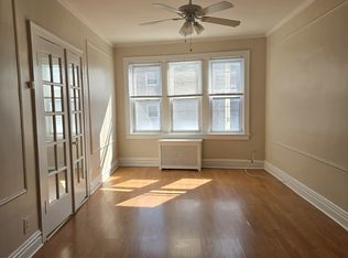 1333 W Birchwood Ave #310, Chicago, IL 60626