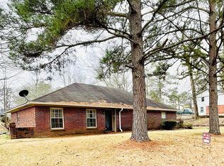 509 Valley Rd, Kosciusko, MS 39090