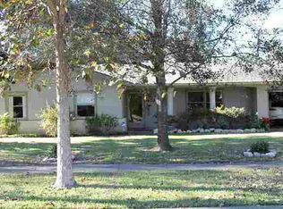 4515 Forest Dr, Port Arthur, TX 77642