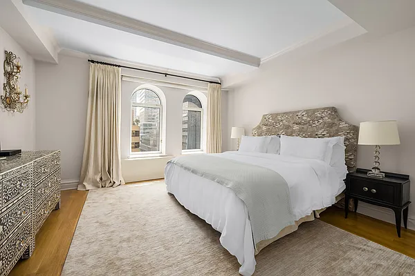 Rented by Douglas Elliman | media 4