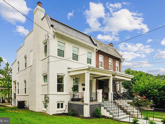 2nd image of 803 Quackenbos St NW