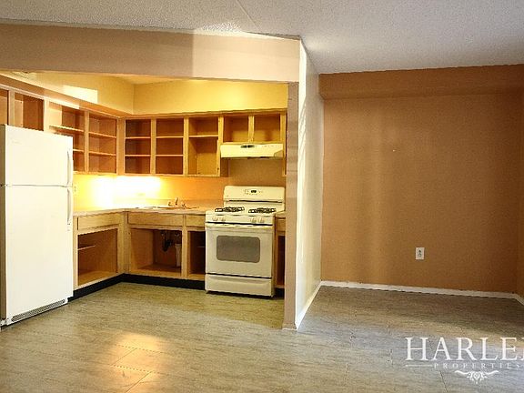 2nd image of 1441A 5th Ave