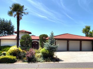 15990 Oakridge Rd, Morgan Hill, CA 95037