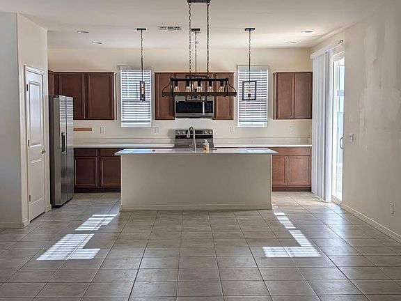 5th image of 2855 N Westridge Ln