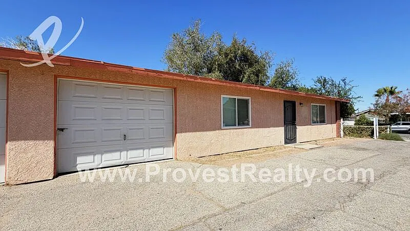 2 bed, 1.5 bath, 875 sqft, $1,500 — Photo 3
