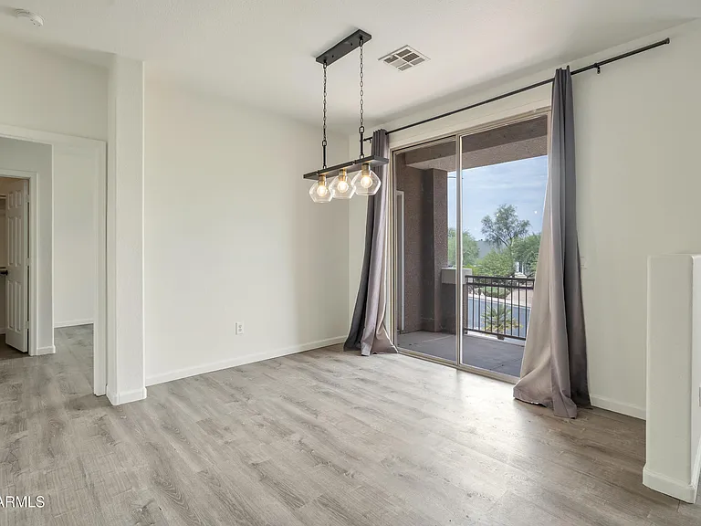 1335 E June St #205 — Photo 20