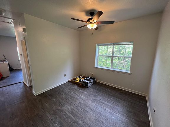 5th image of 808 Eugenia St #B