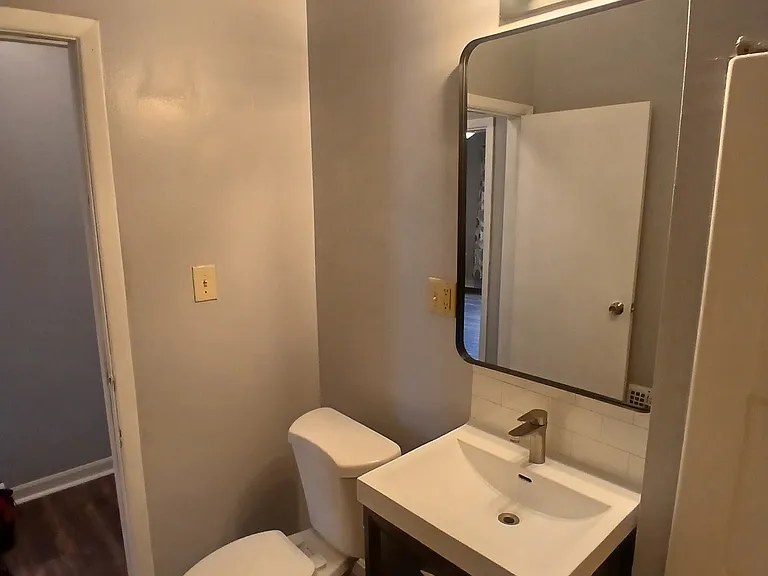 83 Franklin St #3 — Photo 5