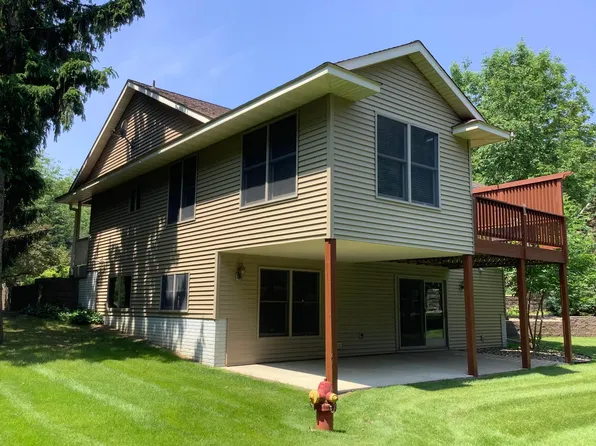 1382 Riverside Dr Unit 1382, River Falls, WI 54022