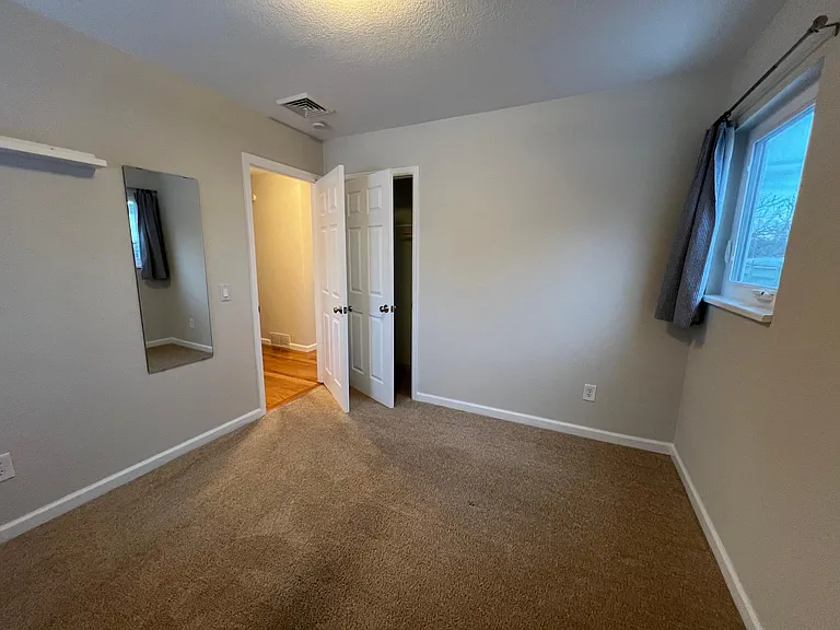 2560 Yarrow Ct — Photo 18