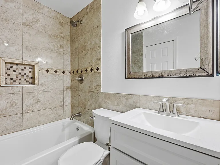 701 Autumn Pl — Photo 15