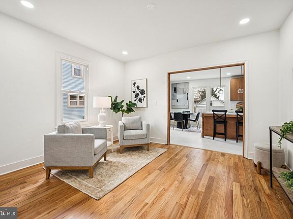 5th image of 515 Lincoln Ave