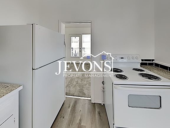 3rd image of 406 S 2nd St APT 6