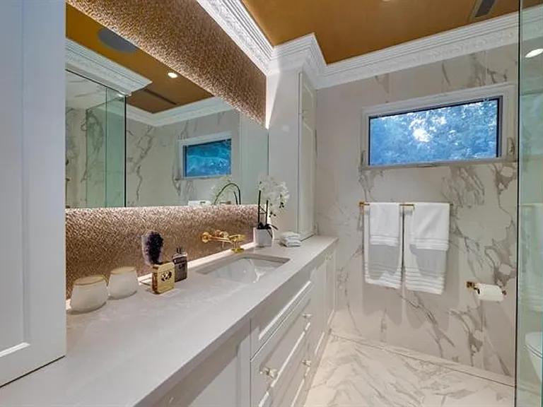445 Mountain Dr — Photo 22