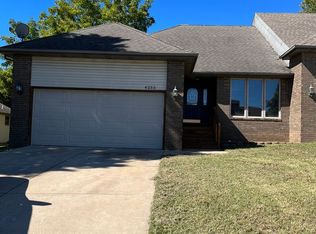 4233 S Kimbrough Ave, Springfield, MO 65810