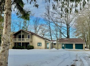 1720 Lakeview Dr, Alpena, MI 49707