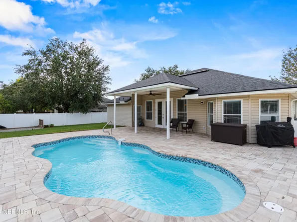 683 MARTIN LAKES Drive, Jacksonville, FL 32220