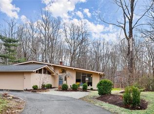 11 Woodland Dr, Redding, CT 06896