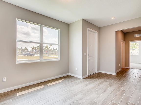5th image of 5753 SE Pinehurst Trail