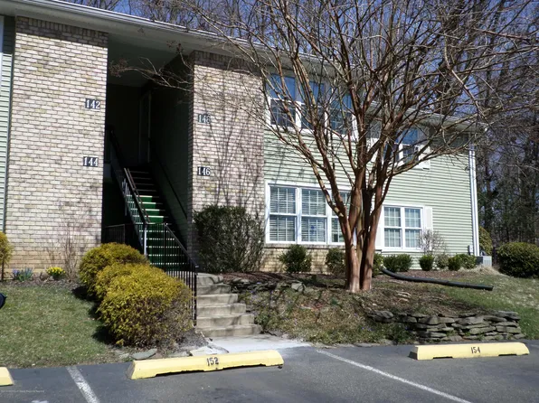 148 Viburnum Ter, Red Bank, NJ 07701