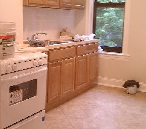 4th image of 4135 48th St APT 3L