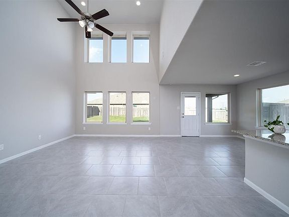3rd image of 2931 Sloat Hill Ln