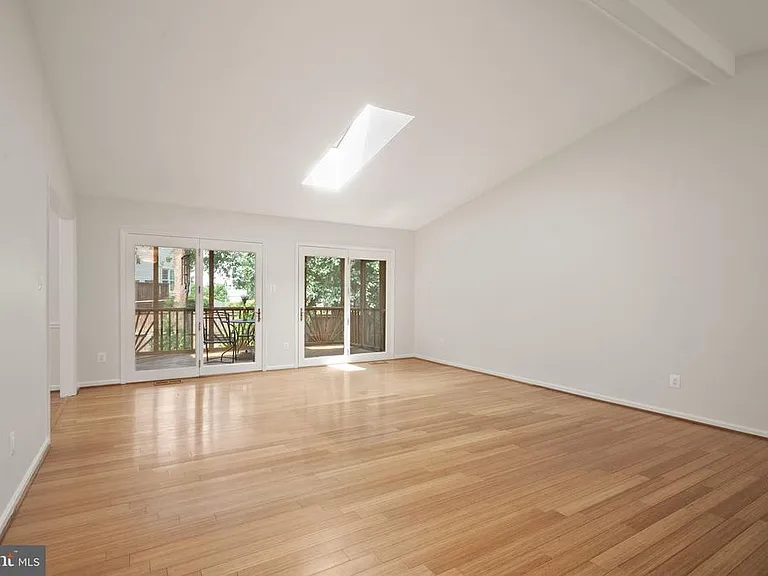13647 S Springs Dr — Photo 10