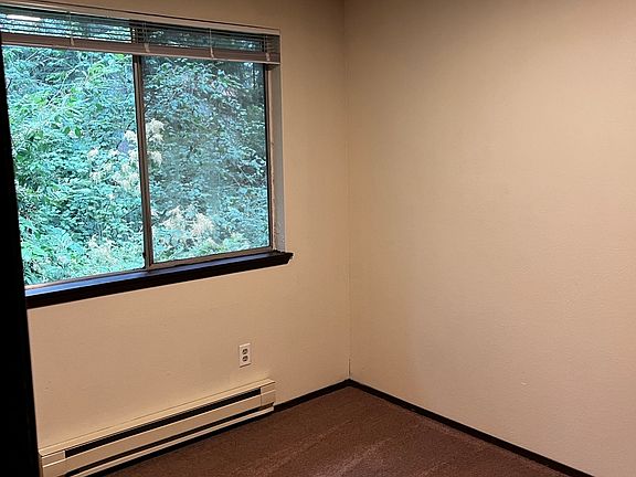 5th image of 6817B 20th Ave SE