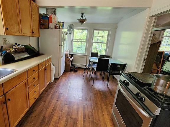 2nd image of 108 Jackson Ave
