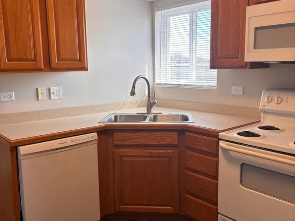 9714 W 133rd Ave #301, Cedar Lake, IN 46303