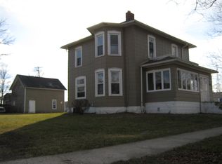 352 W Oak St, Butler, IN 46721
