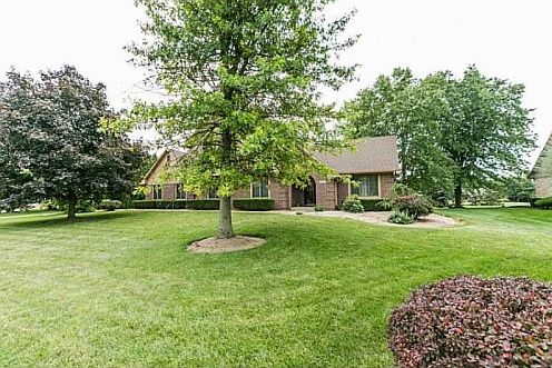 2nd image of 6921 Windsong Ct