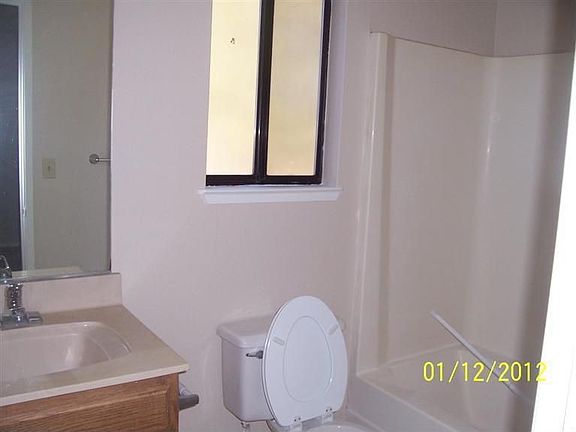 5th image of 23286 Lone Pine Dr