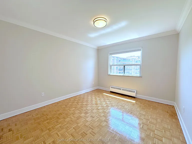 135 Allan St #504 — Photo 11