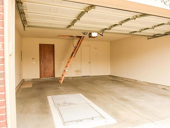 5th image of 2332 SW 137th St