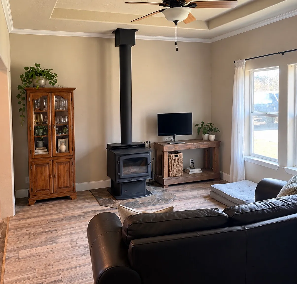 2 bed, 1100 sqft, $1,850 — Photo 4