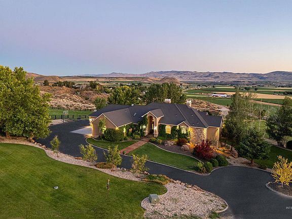 2nd image of 10430 Randall Ln