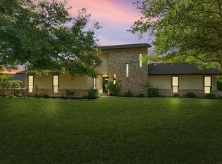 8904 Monteign Ct, Granbury, TX 76049
