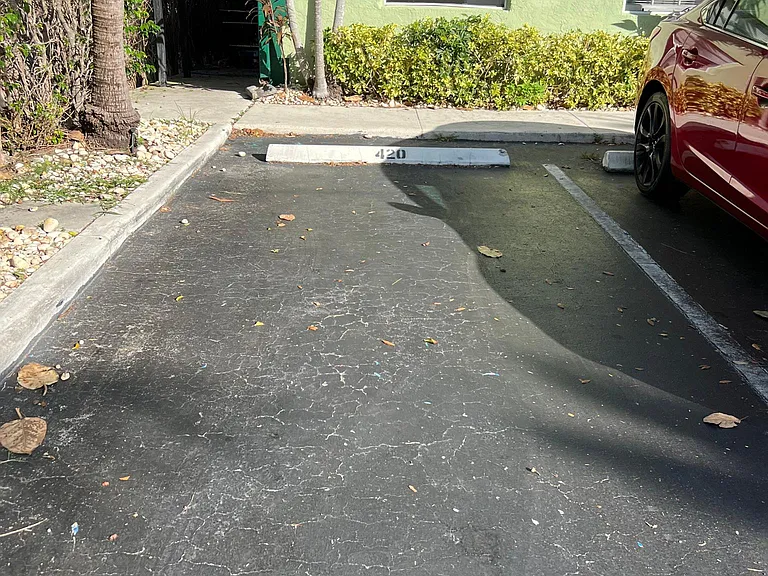 323 Almeria Rd #103 — Photo 4