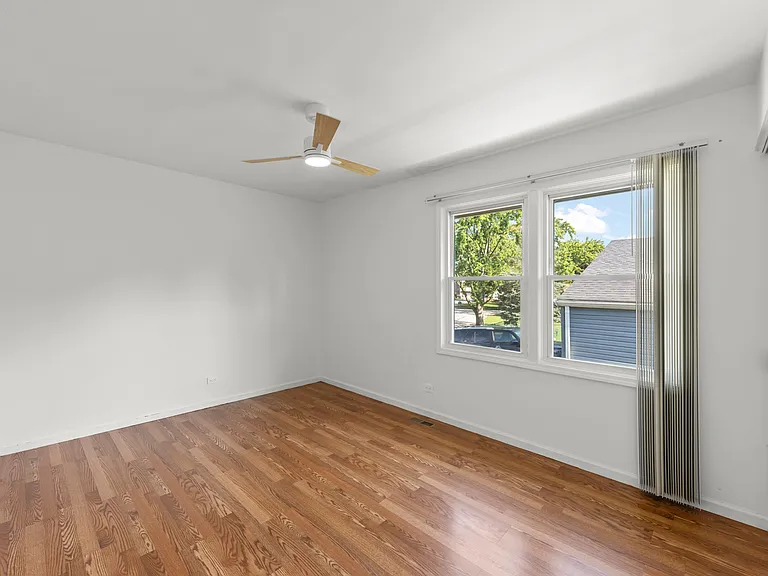 219 Kedvale Ct — Photo 13