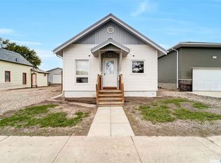 207 5th Ave E, Biggar, SK S0K4E0