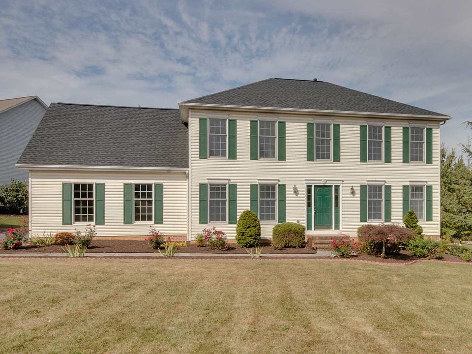 1st image of 1521 Gilmer Cir