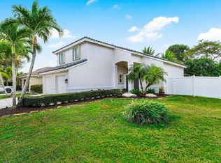 6291 Sand Hills Cir, Lake Worth, FL 33463