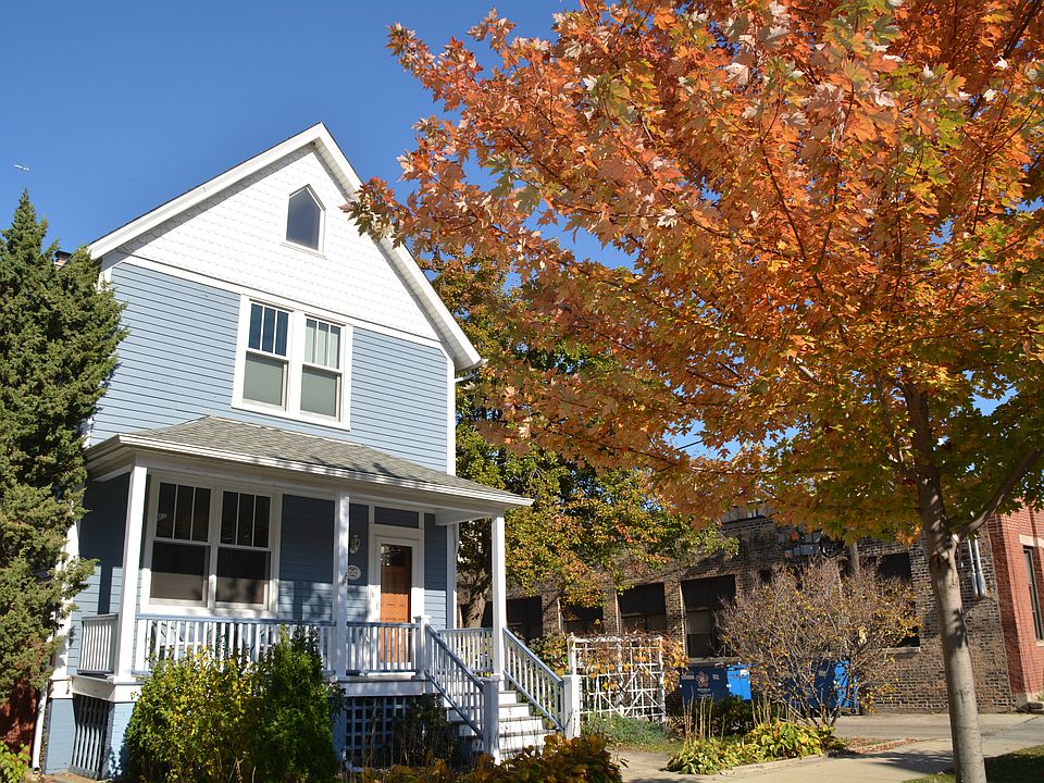 1st image of 1818 W Leland Ave