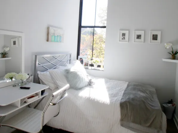 Weybosset Street Rooms