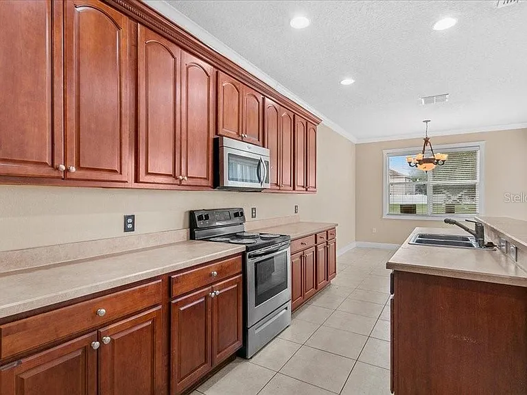 3949 Golden Finch Way — Photo 9
