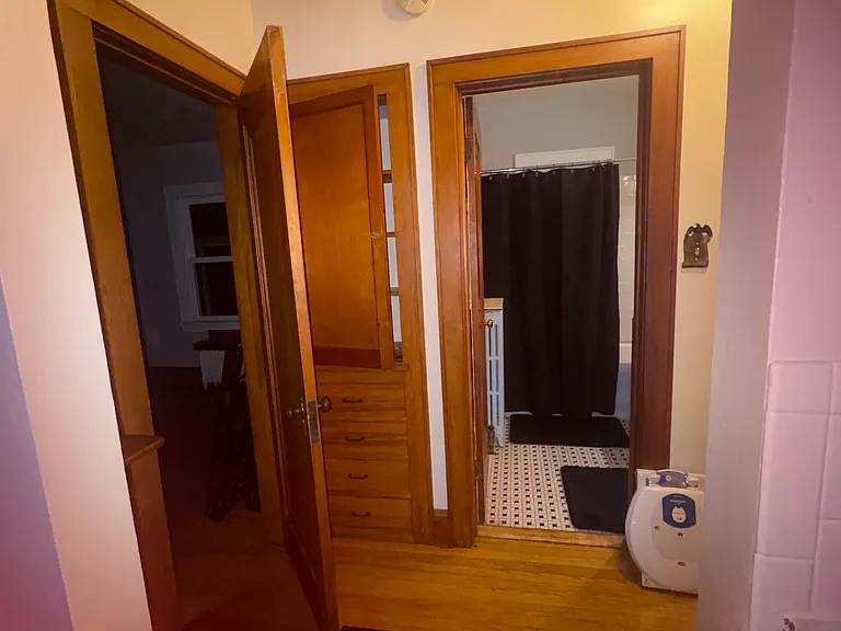 5733 W Philip Pl — Photo 8
