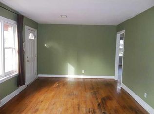 105 Hollywood Dr, Goose Creek, SC 29445