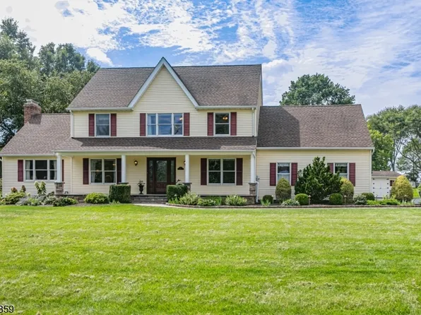 9 Summershade Ln, Raritan Twp., NJ 08551